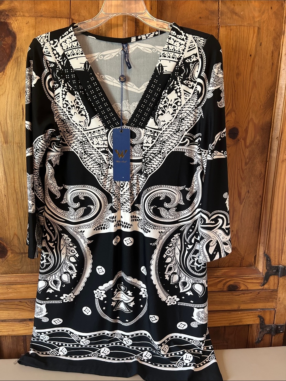 White Mark Black & White Paisley V-Neck Long Sleeve Dress